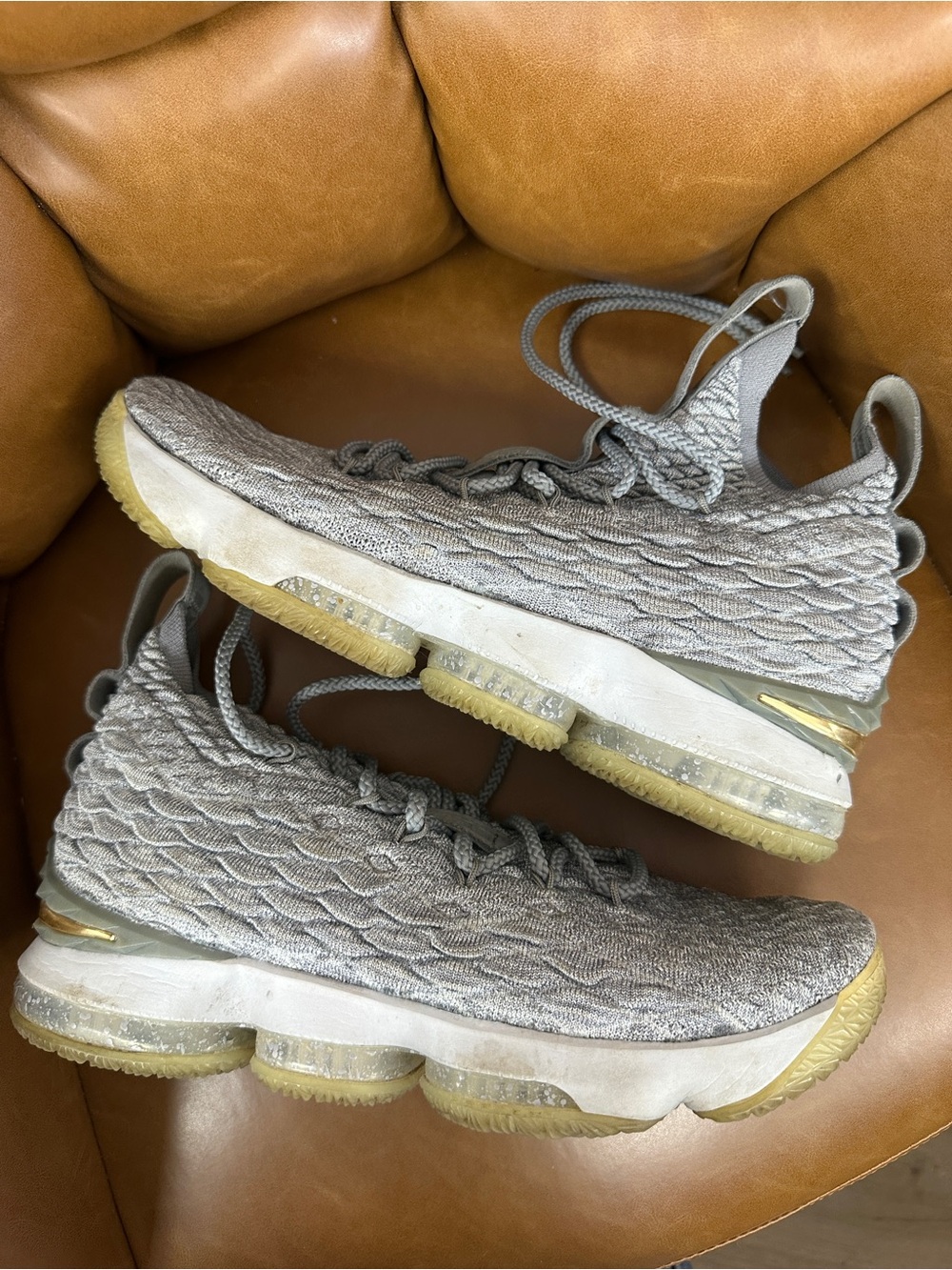 Nike LeBron 15  – Men’s Size 9.5